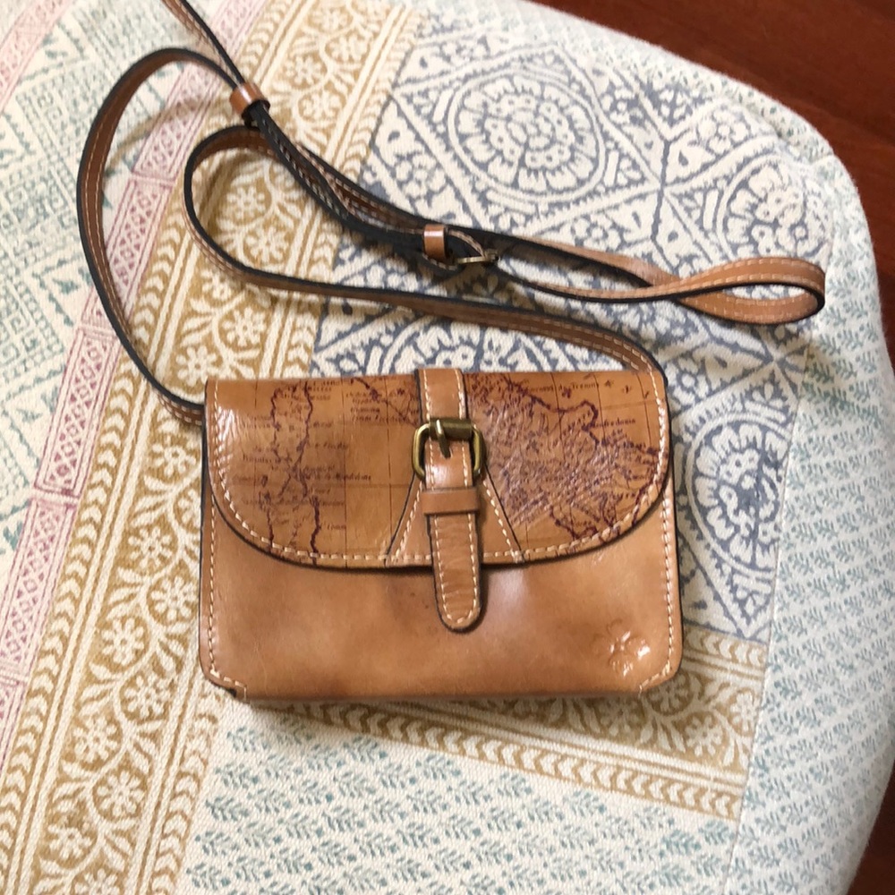 Patricia Nash all leather cross body bag